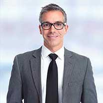 游戏充值中心的轰炸网页版